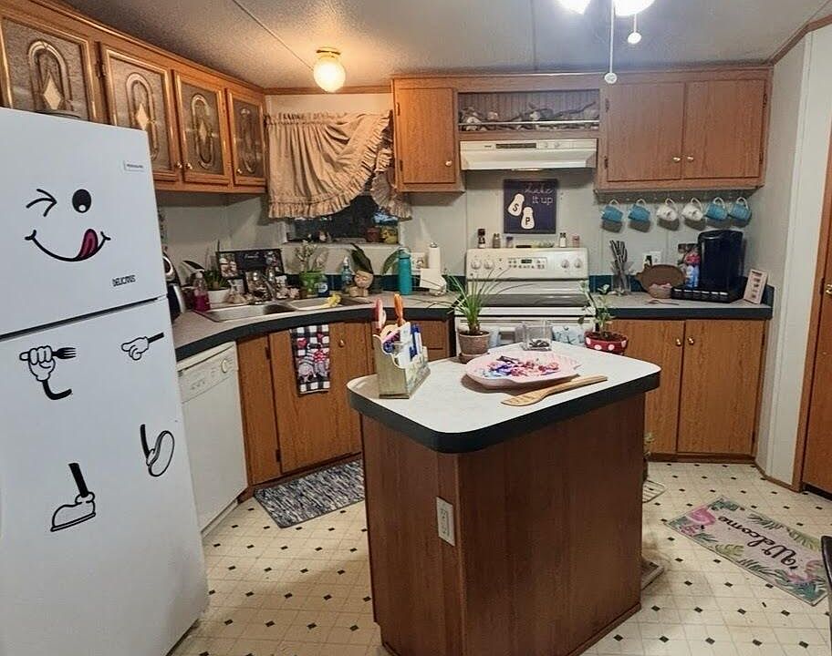 1st image of 85422 Stephen Rd