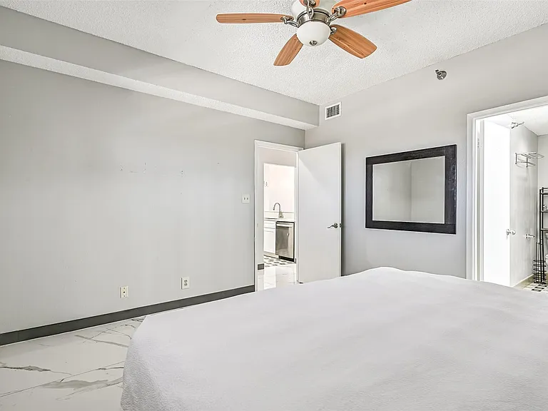 7700 Seawall Blvd #702 — Photo 23