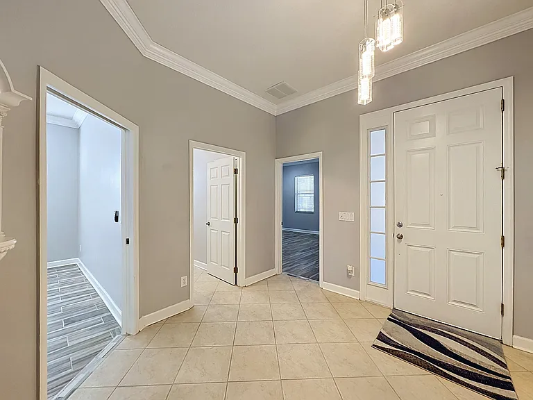 157 Crepe Myrtle Dr — Photo 4