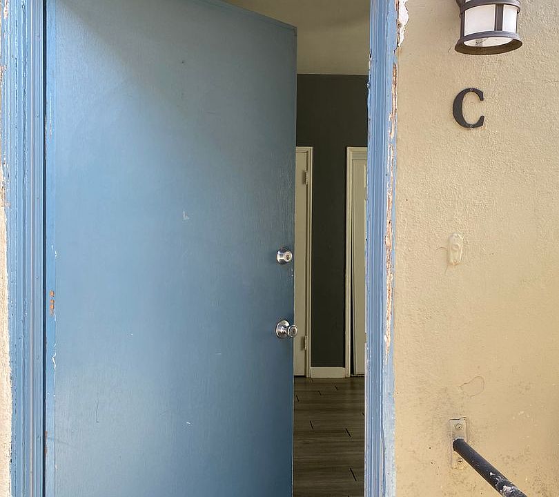 1st image of 1634 Pine Ave #Pine1634-c