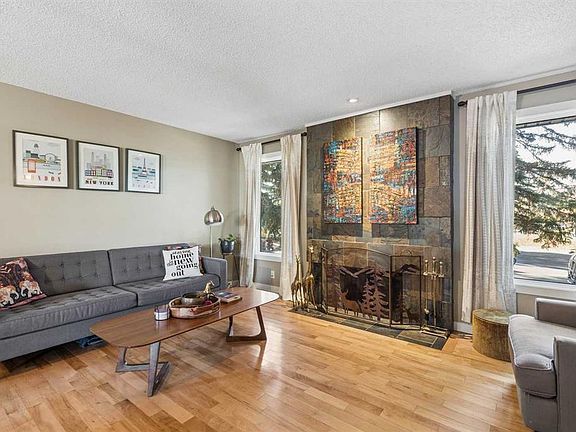 2nd image of 7048 S 61st Ave NW