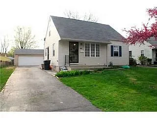 3569 Kenlawn St photo 1