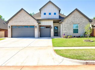 12120 SW 51st St, Mustang, OK 73064