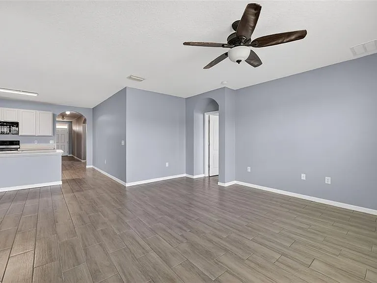 4042 Wayfarer Way — Photo 8