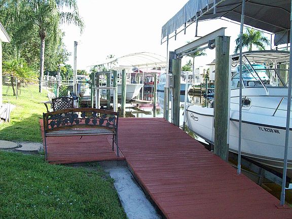 Dock/Boat Lift