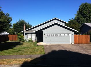706 Driftwood Dr, Eugene, OR 97402