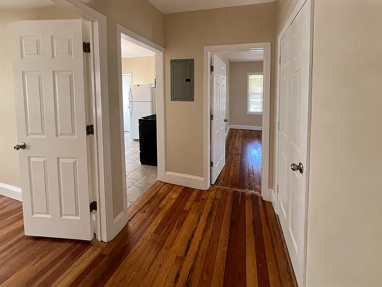 12 Crowell St #2 — Photo 8