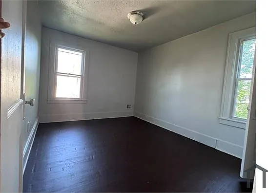 2474 Fullerton St — Photo 8