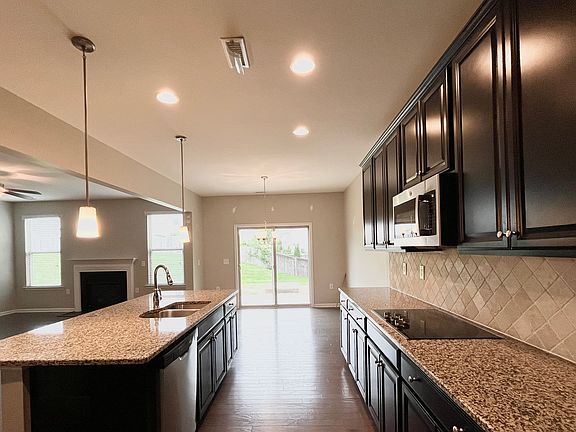 2nd image of 329 Reezy Ln