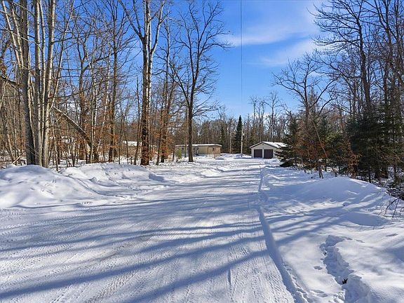 3rd image of 12603 Silver Lake Rd