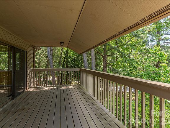 4th image of 1101 Timber Trl