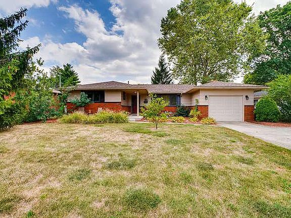 2nd image of 1319 Alvina Dr
