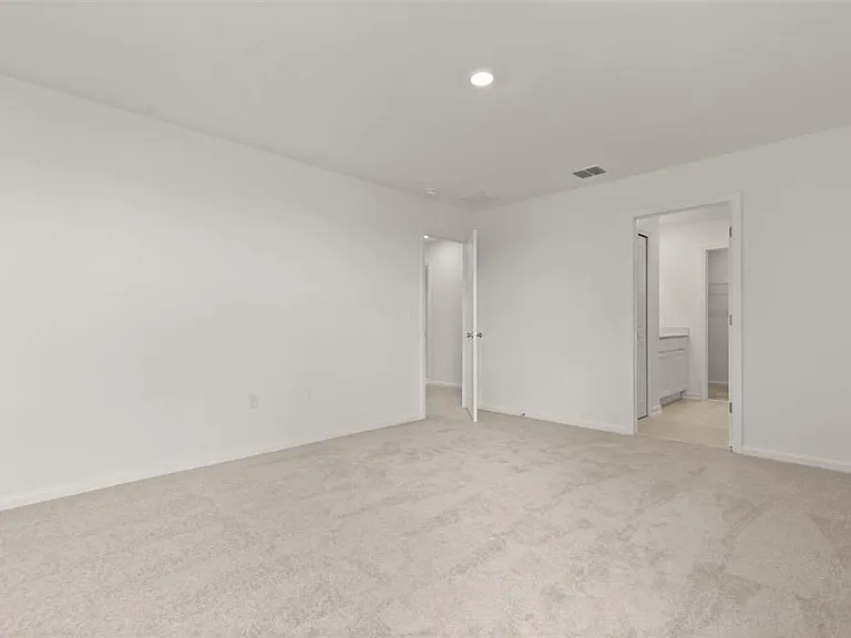 3362 Alexander Dr — Photo 15