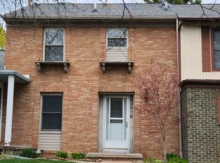 1145 River Hill Dr, Flint, MI