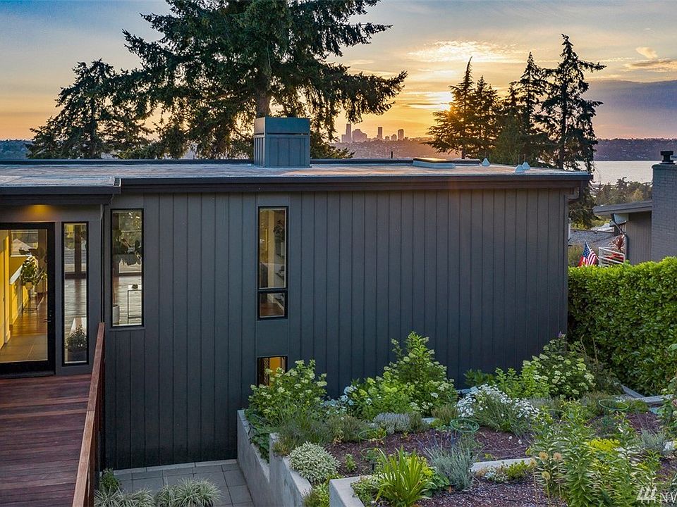 1st image of 3057 70th Ave SE