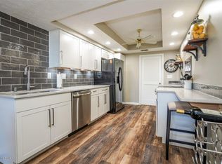 3935 Greenhurst Dr, Louisville, KY