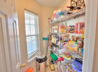 16 Stender Ct, Hanahan, SC 29410