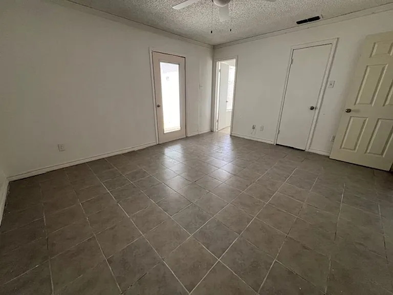 4826 Stonecrest Ct — Photo 10