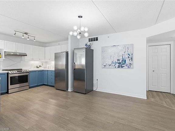 5th image of 1340 Main St E #113