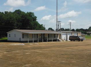 908 Highway 16 E, Carthage, MS 39051