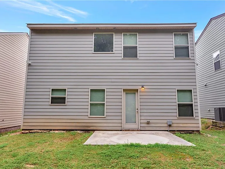 4488 Ravenwood Dr — Photo 28
