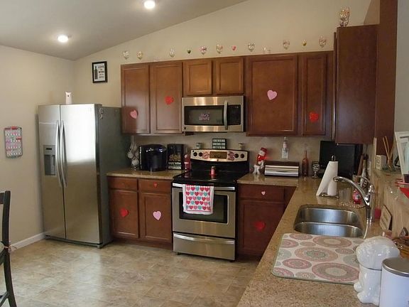 3rd image of 2359 Byerley Dr