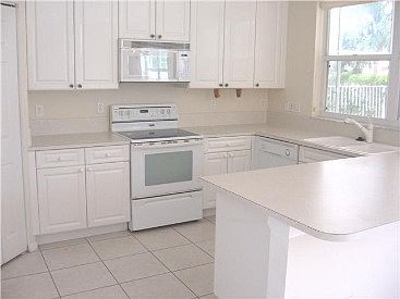 3rd image of 3044 Marbella Ct