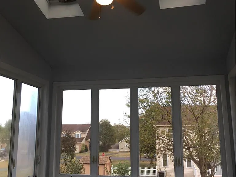2635 Middle Way — Photo 14