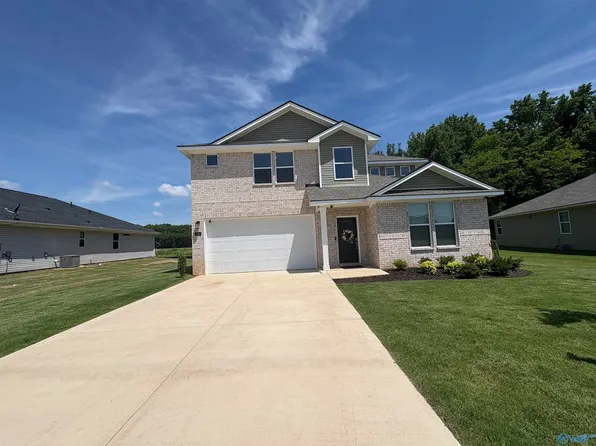 135 Plum Tree Ln, Hazel Green, AL 35750