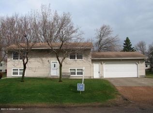 730 Lemond Rd, Owatonna, MN 55060