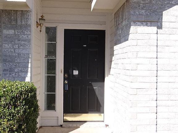 2nd image of 1057 Glencrest Dr