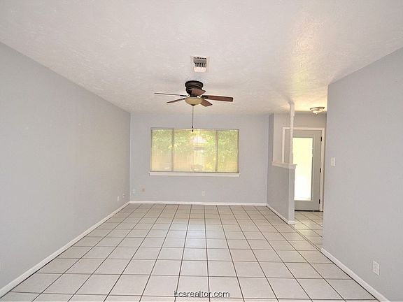 2nd image of 1713 Lawyer St #A