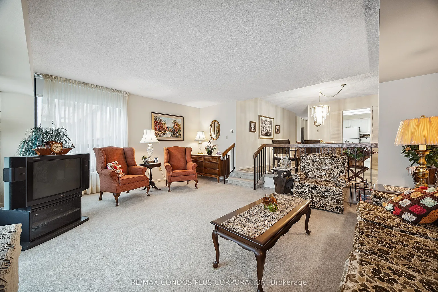 62 Wellesley St W #902 photo 1