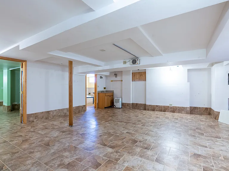 309 Chicago Ave #1 — Photo 16