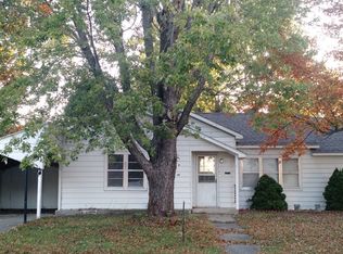902 Mill St, Lamar, MO 64759