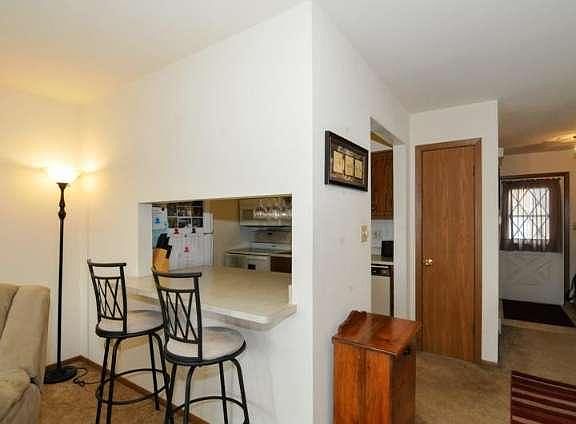 5th image of 4633 S Woodland Dr #4633
