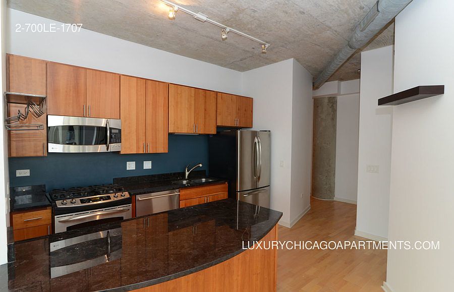 1st image of 700 N Larrabee St APT 1707