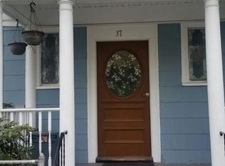 37 Parker St, Chelsea, MA 02150