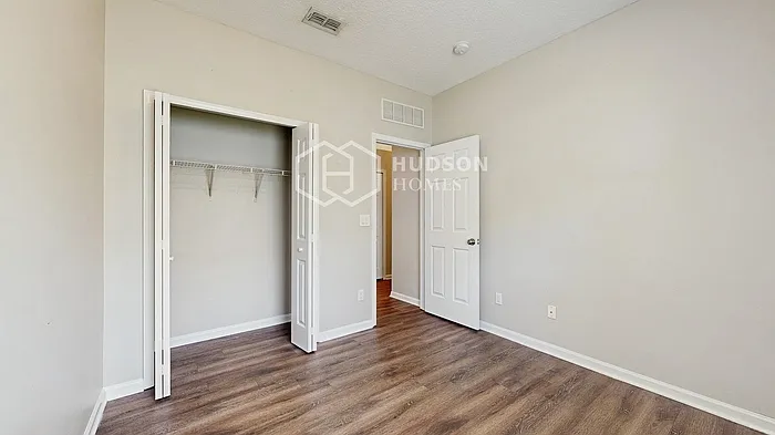 1064 Moosehead Dr — Photo 25