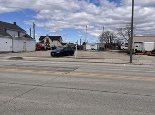 1216 Washington St, Manitowoc, WI 54220