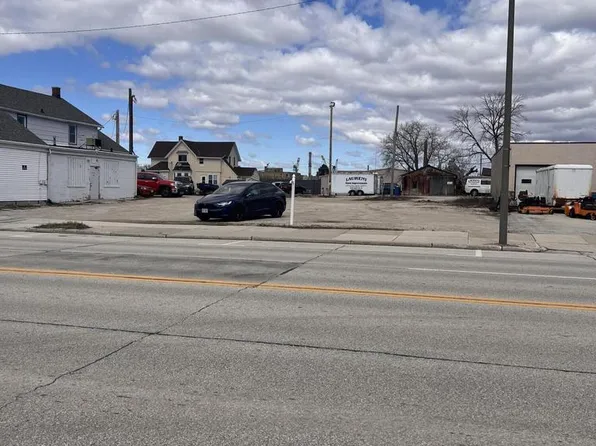 1216 WASHINGTON STREET, Manitowoc, WI 54220