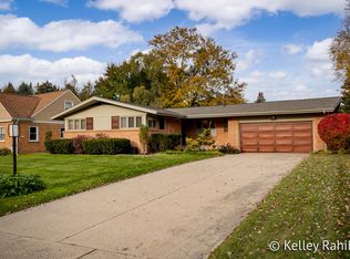 1643 Millbrook St SE, Grand Rapids, MI 49508