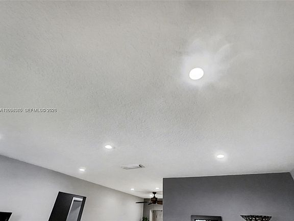 4th image of 6960 NW 11th Ct