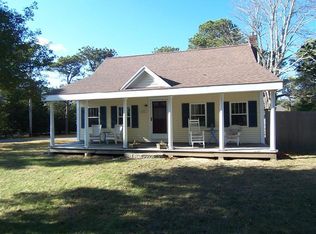 107 S Sea Ave, West Yarmouth, MA 02673