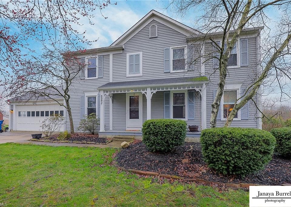 1st image of 3282 Whitewood St NW