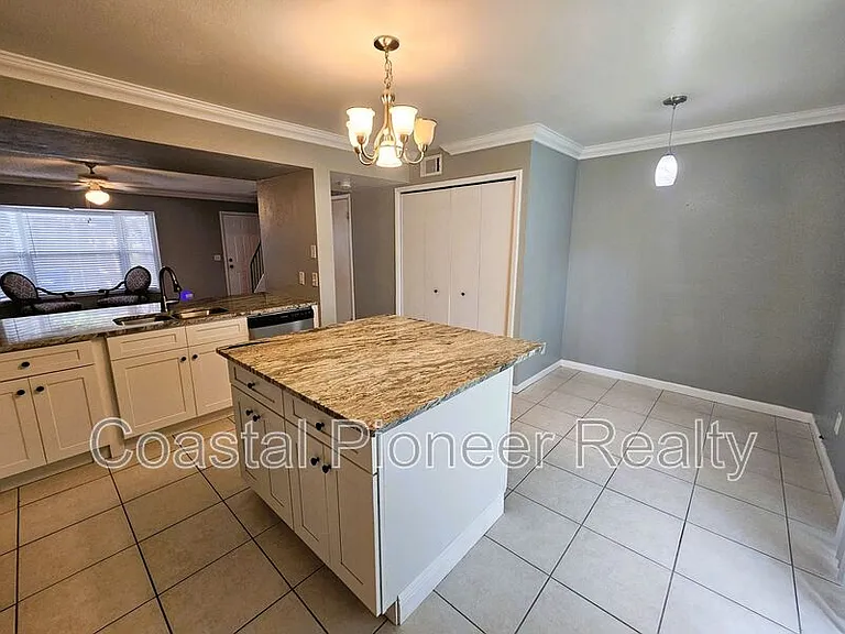504 S Westland Ave #A — Photo 8