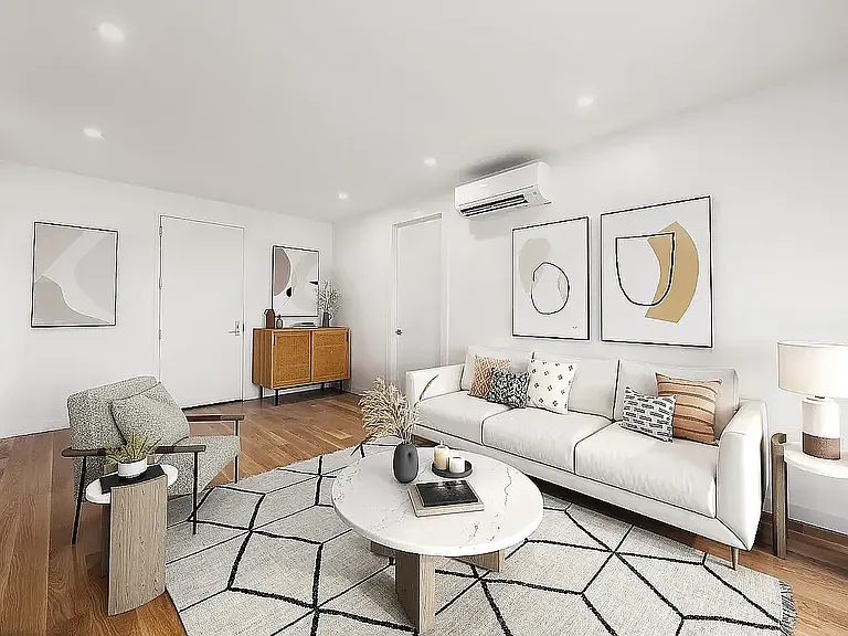 567 Ocean Pkwy #2E — Photo 2