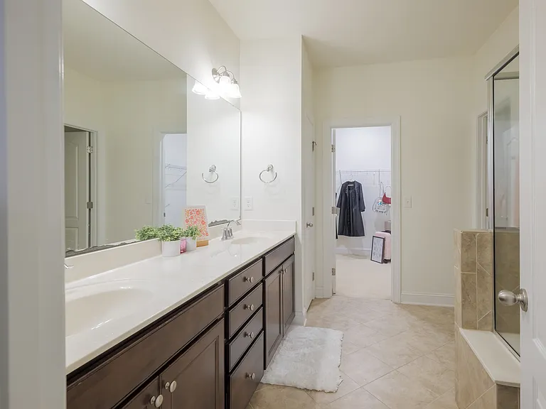 411 Alamosa Pl — Photo 64