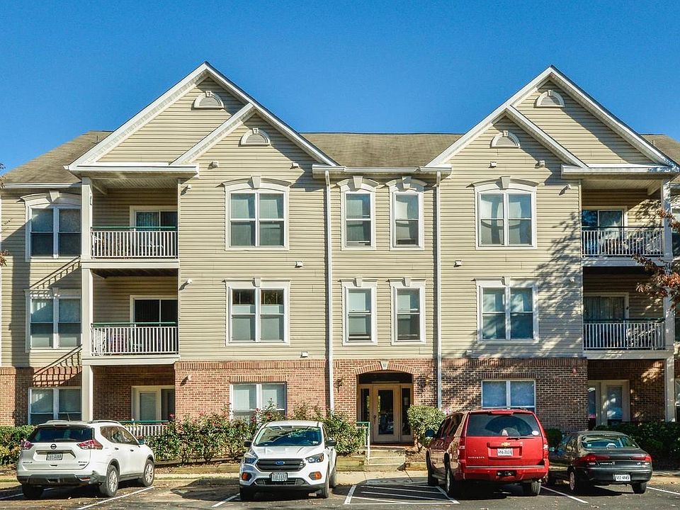 1st image of 6513 Grange Ln Unit 303