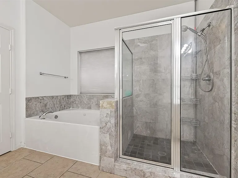 14914 W Bend Dr — Photo 20